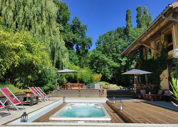 Lili Paradis 4* Saint-Savin (Isere)