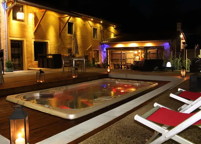 Lili Paradis Bed & Breakfast 4*