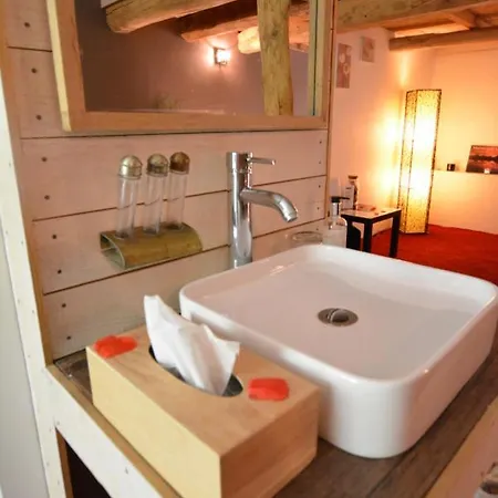 Bed & Breakfast Lili Paradis Saint-Savin (Isere)