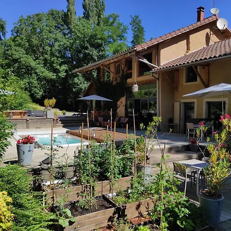 Lili Paradis Bed & Breakfast