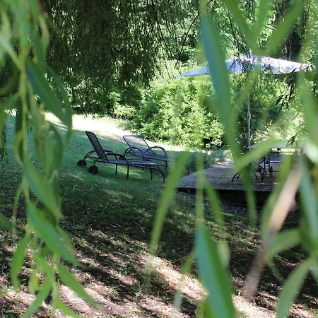 Bed & Breakfast Lili Paradis Saint-Savin (Isere)