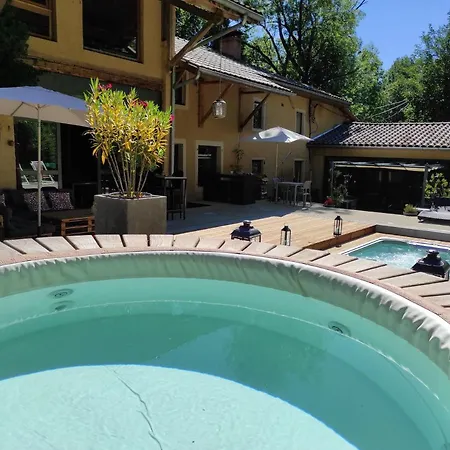Lili Paradis Bed & Breakfast