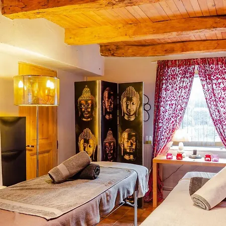 Bed & Breakfast Lili Paradis Saint-Savin (Isere)