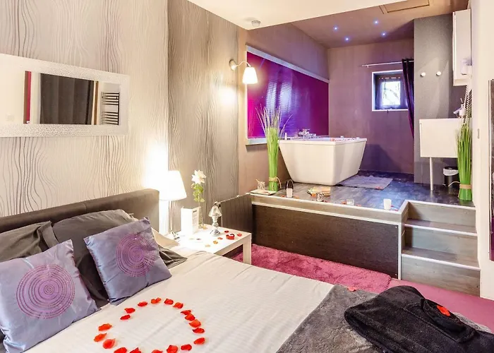Lili Paradis Bed & Breakfast 4*
